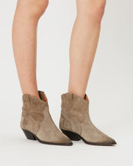 BOOTS DEWINA