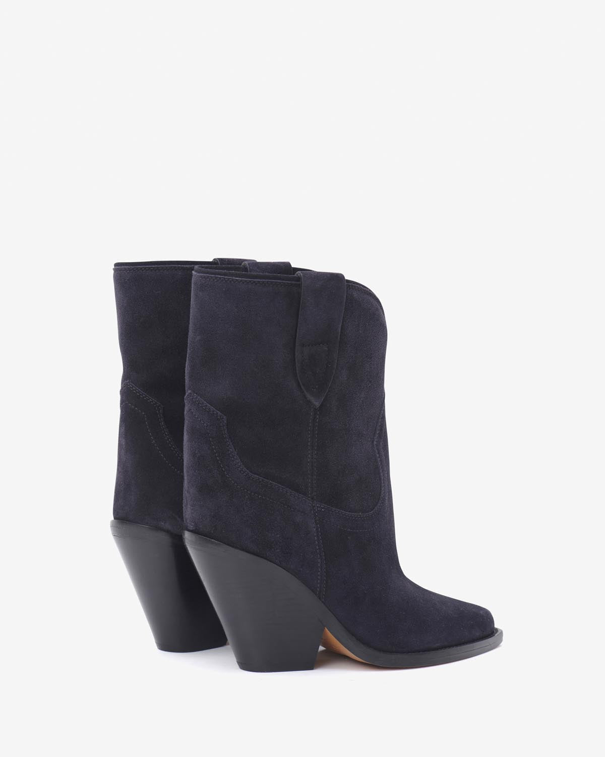 Boots Leyane