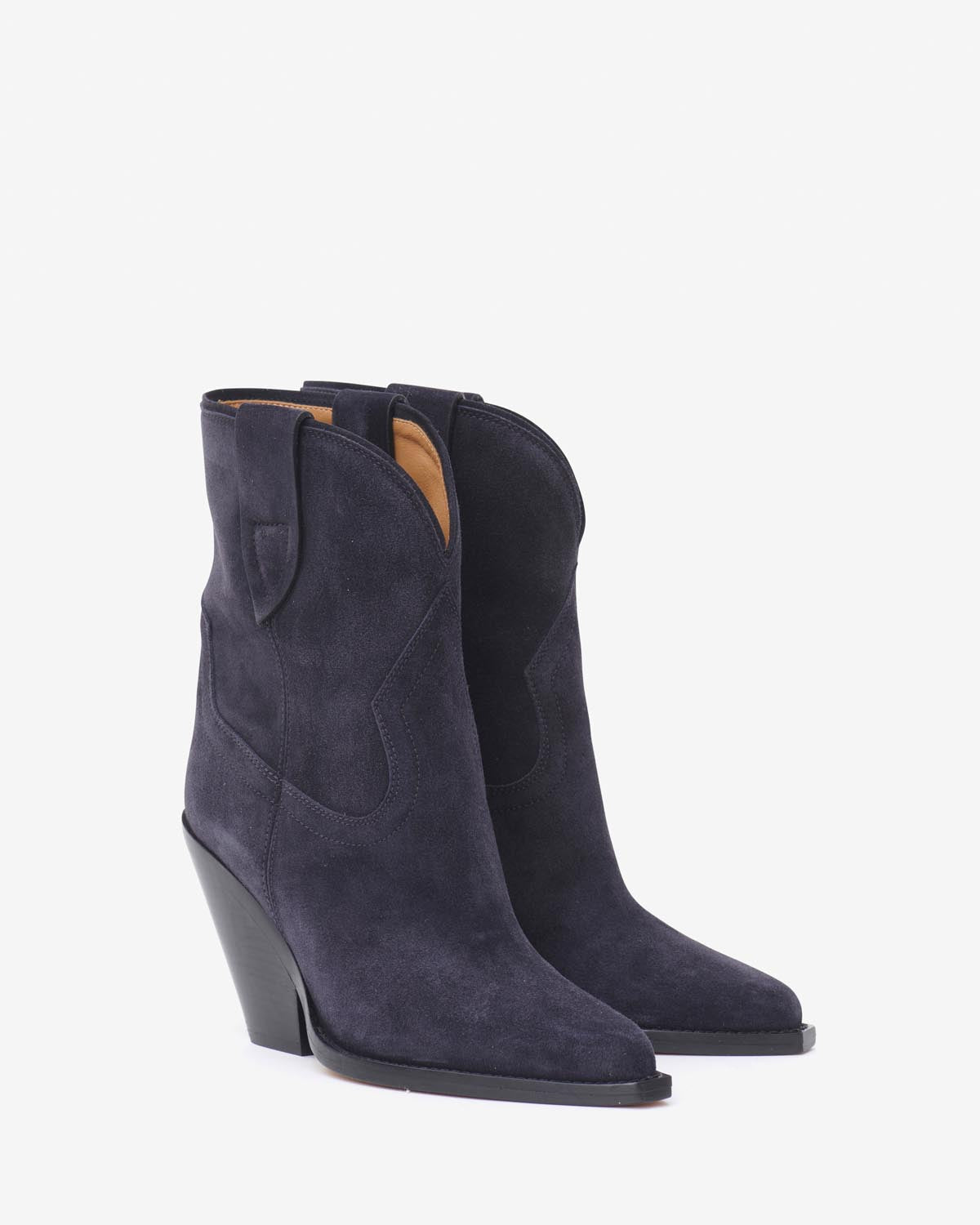 Boots Leyane