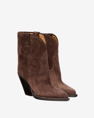 BOOTS LEYANE