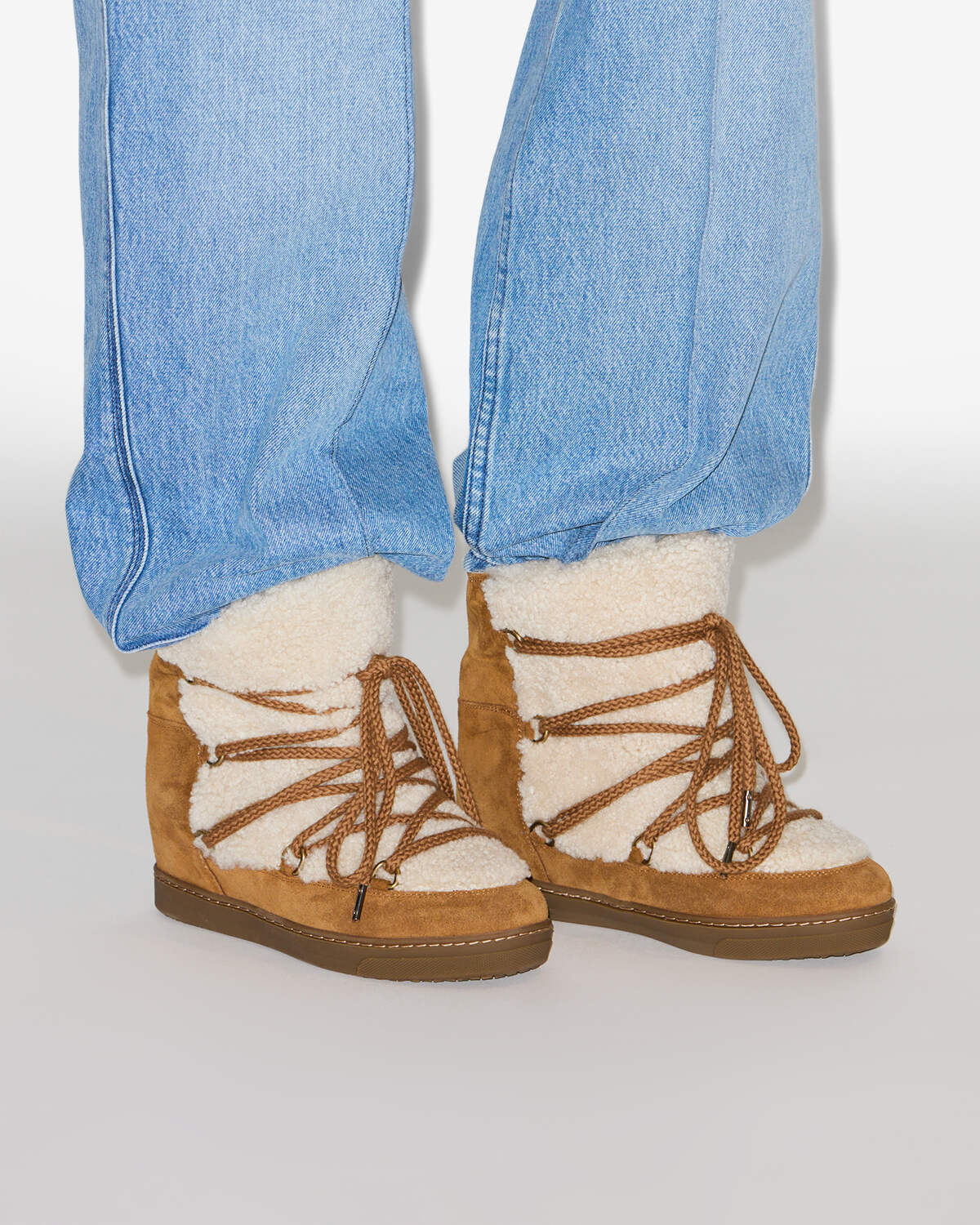BOOTS NOWLES