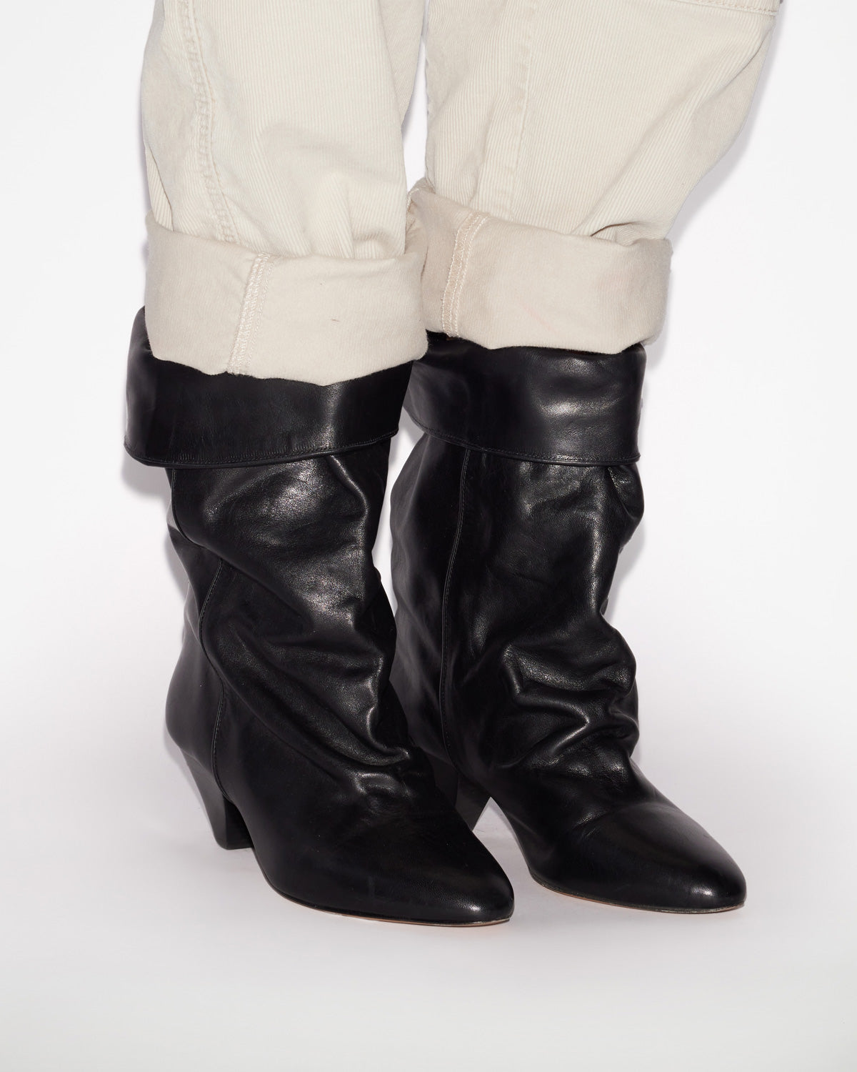 BOOTS DALBY